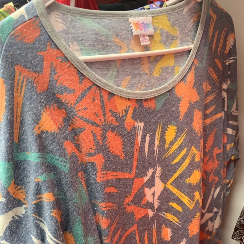 Lularoe tops - Picture 2 of 8